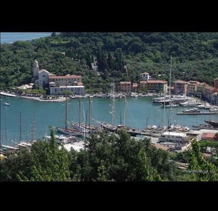 Onde House Casa Vacanze Le Grazie Porto Venere Esterno foto